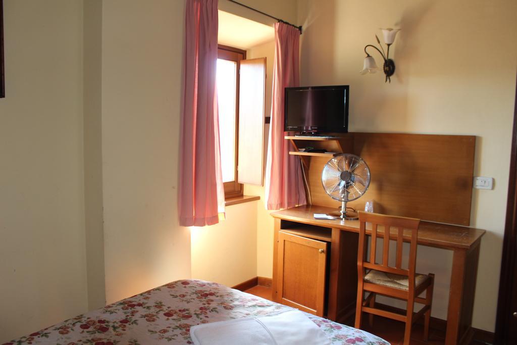 La Torricella Otel Poppi Dış mekan fotoğraf