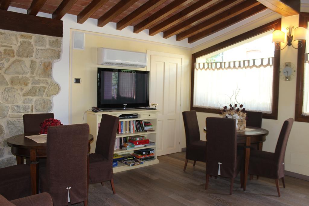 La Torricella Otel Poppi Dış mekan fotoğraf
